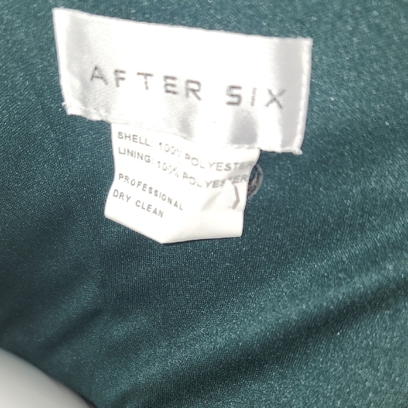 One-Shoulder Chiffon Maxi Dress with Light Gathers and Front Slit - Picture 6 of 6